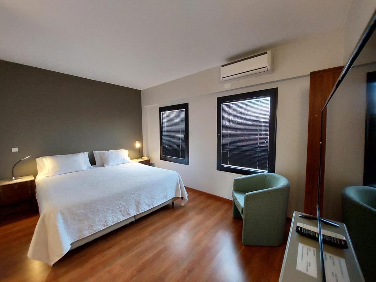Hotel Rawson 3840 La Lucila Kültér fotó